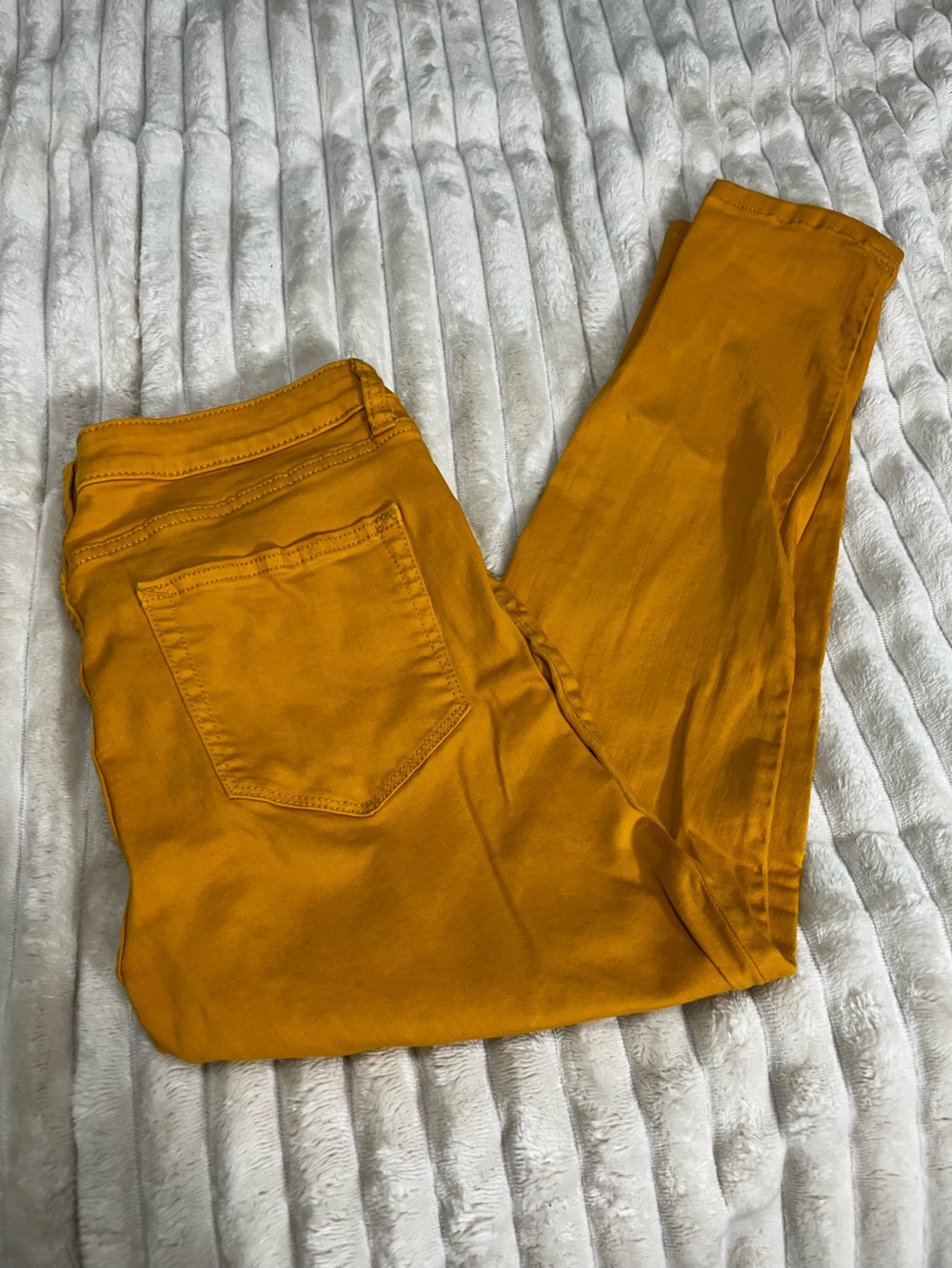 Anna Skinny Jeans in Mustard Yellow